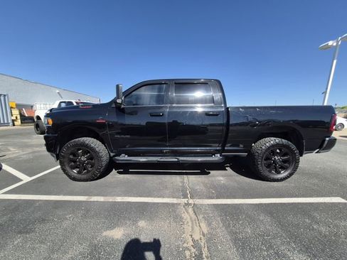 Used 2022 RAM 2500 Big Horn w/ Level C Equiment Group AWD/4WD image 7