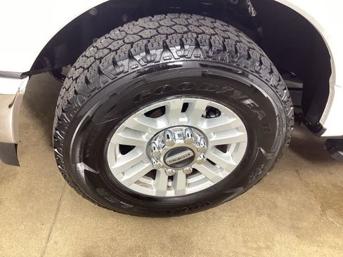 Used 2023 Ford F250 XL w/ XL Chrome Package RWD image 25