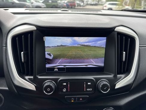 Used 2023 GMC Terrain SLT w/ Elevation Edition FWD image 15