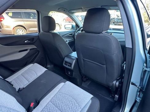 Used 2022 Chevrolet Equinox LT image 23