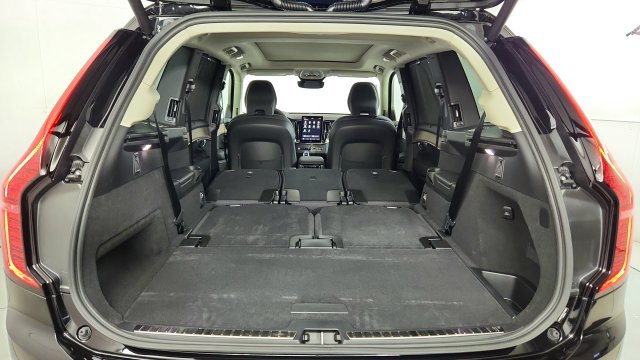 Used 2027 Volvo XC90 B6 Plus AWD/4WD image 45