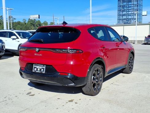 New 2025 Alfa Romeo Tonale Intensa image 7