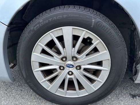 Used 2017 Subaru Impreza 2.0i Premium AWD/4WD image 16