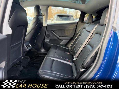 Used 2021 Tesla Model Y Long Range image 18