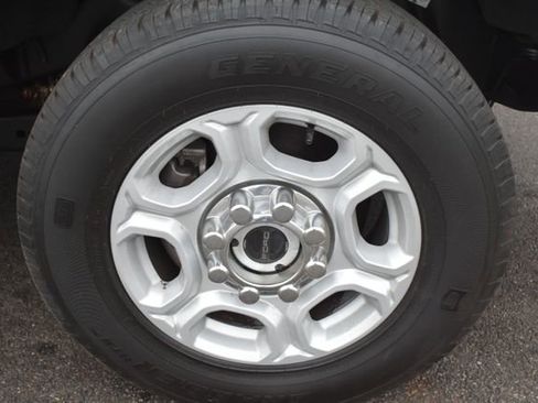 Used 2025 Ford F250 XLT AWD/4WD image 43