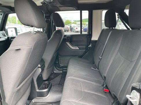 Used 2017 Jeep Wrangler Unlimited Sport w/ Quick Order Package 23S image 11