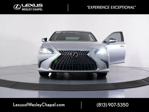 Used 2023 Lexus ES 300h w/ Premium Package FWD image 24