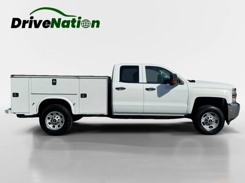 Used 2015 Chevrolet Silverado 2500 W/T w/ WT Convenience Package AWD/4WD image 4