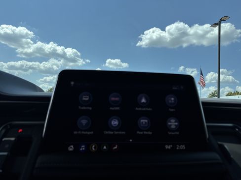 Used 2021 GMC Yukon AT4 w/ AT4 Premium Package AWD/4WD image 23