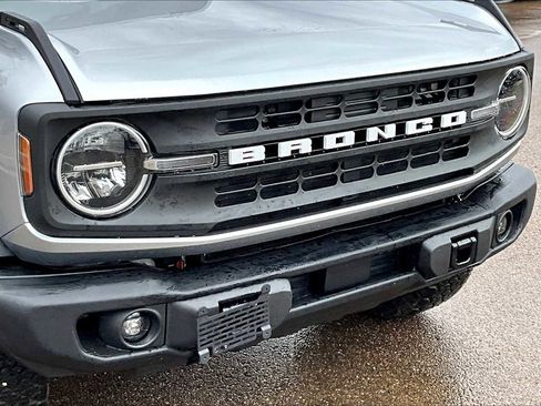 Certified 2024 Ford Bronco Black Diamond image 27