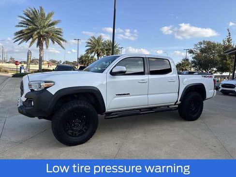 Used 2020 Toyota Tacoma TRD Off-Road image 4