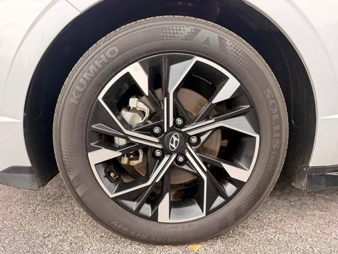 Used 2025 Hyundai Sonata SEL FWD image 31