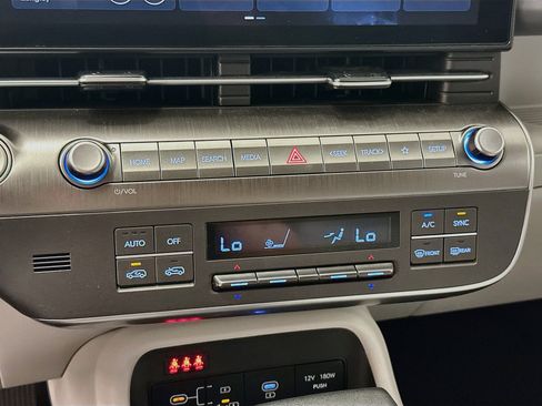 Used 2025 Hyundai Kona SEL AWD/4WD image 23
