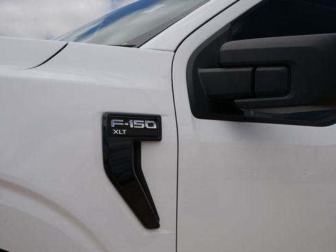 Certified 2023 Ford F150 XLT w/ Trailer Tow Package AWD/4WD image 11