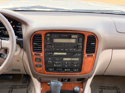 Used 1999 Lexus LX 470 4WD image 35