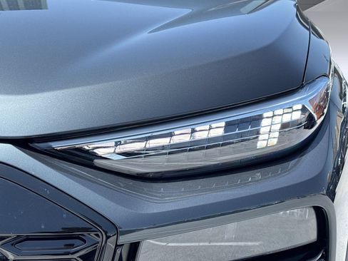 New 2027 Audi Q6 e-tron Prestige AWD/4WD image 12