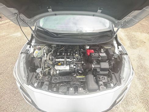 Used 2025 Nissan Versa SV FWD image 30