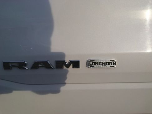 Used 2020 RAM 1500 Limited image 8