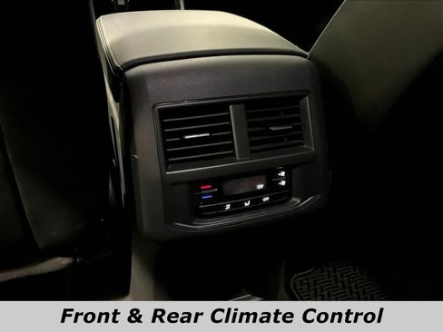 Used 2022 Volkswagen Atlas SE AWD/4WD image 10