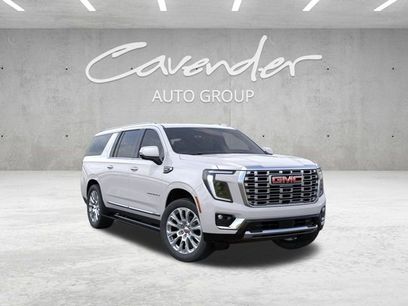New 2025 GMC Yukon XL Denali w/ Sun & Power Step Package