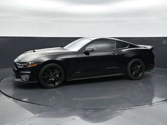 Used 2019 Ford Mustang GT Premium w/ Black Accent Package RWD image 6