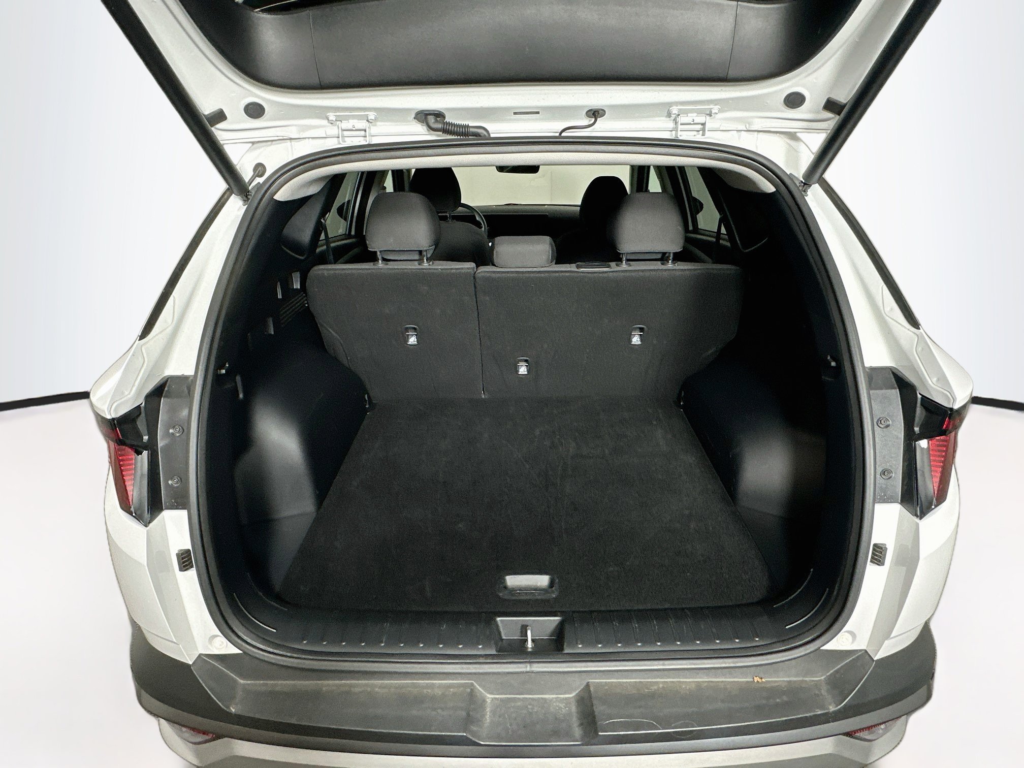 Used 2026 Hyundai Tucson SEL Plus FWD image 28