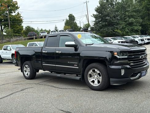 Used 2018 Chevrolet Silverado 1500 LTZ Z71 AWD/4WD image 2