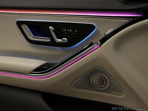 Used 2024 Mercedes-Benz S 580 4MATIC Sedan image 25