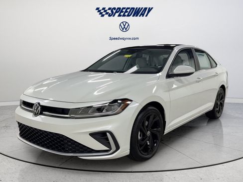 New 2026 Volkswagen Jetta SE FWD image 12