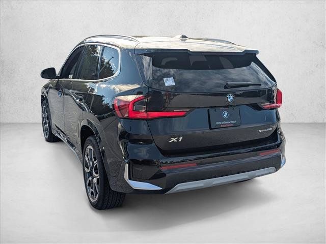 Used 2026 BMW X1 xDrive28i AWD/4WD image 8