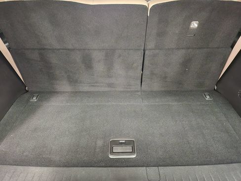 Used 2023 Nissan Armada SL w/ Captain's Chairs Package RWD image 54