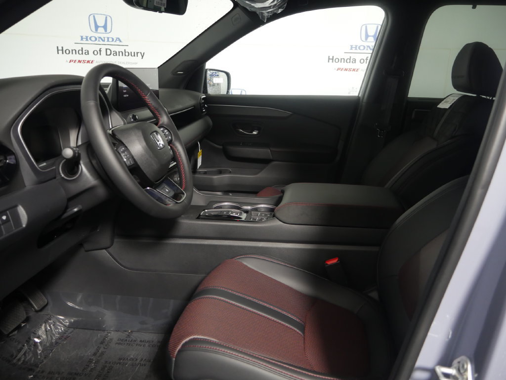 New 2026 Honda Pilot Black Edition image 15