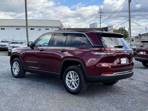 New 2025 Jeep Grand Cherokee Laredo X w/ Luxury Tech Group I AWD/4WD image 21