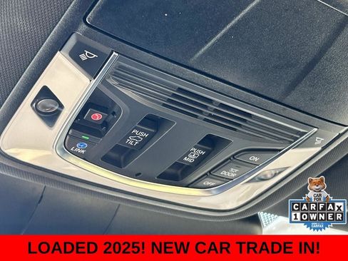Used 2025 Acura RDX SH-AWD image 33