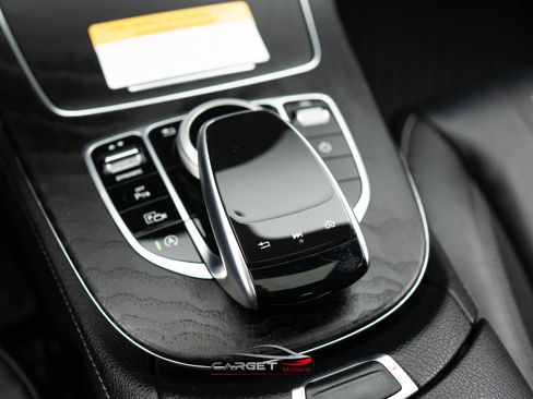 Used 2018 Mercedes-Benz E 300 4MATIC w/ Premium 1 Package image 36