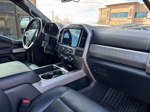 Used 2022 Ford F250 Lariat w/ Chrome Package image 38