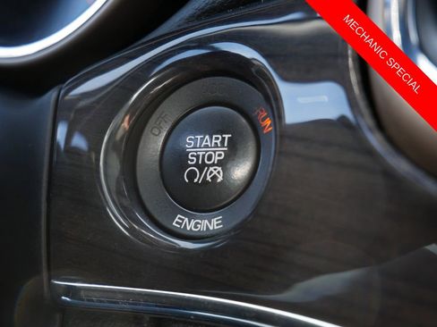 Used 2015 Jeep Grand Cherokee Overland w/ Advanced Technology Group image 27