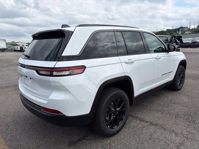New 2026 Jeep Grand Cherokee Altitude