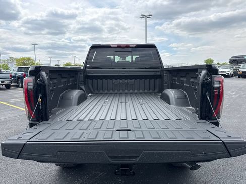 New 2026 GMC Sierra 2500 AT4X AWD/4WD image 36