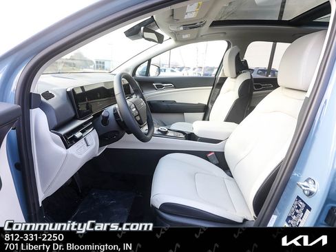 New 2026 Kia Sportage EX w/ EX Panoramic Sunroof Package image 11