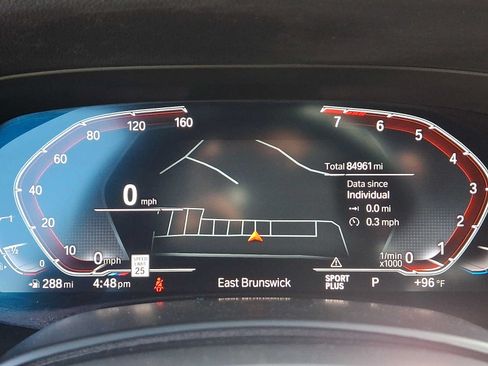 Used 2022 BMW X5 xDrive40i w/ M Sport Package AWD/4WD image 21