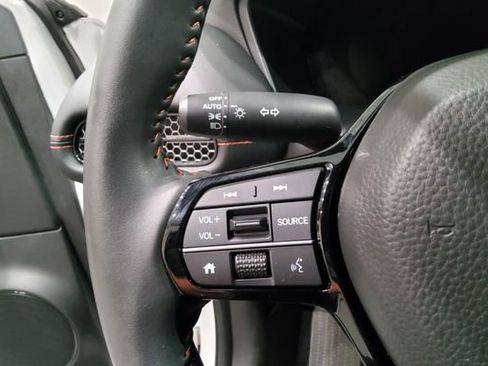 Certified 2025 Honda HR-V Sport image 20