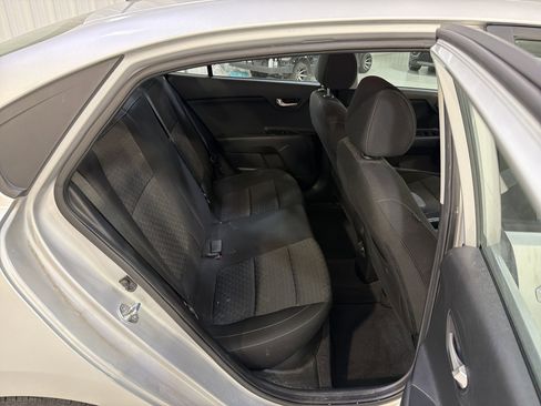 Used 2023 Kia Rio S w/ Technology Package image 15