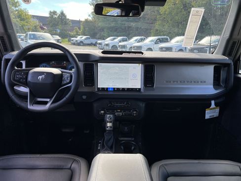 New 2025 Ford Bronco Outer Banks image 23