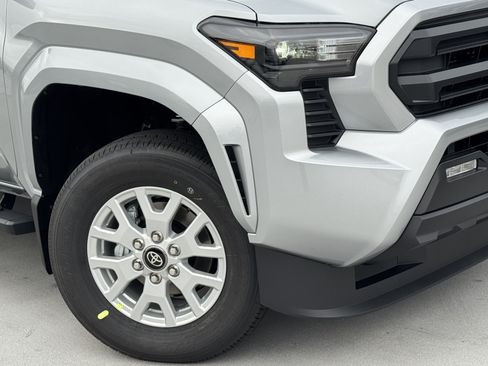 New 2026 Toyota Tacoma SR5 AWD/4WD image 10