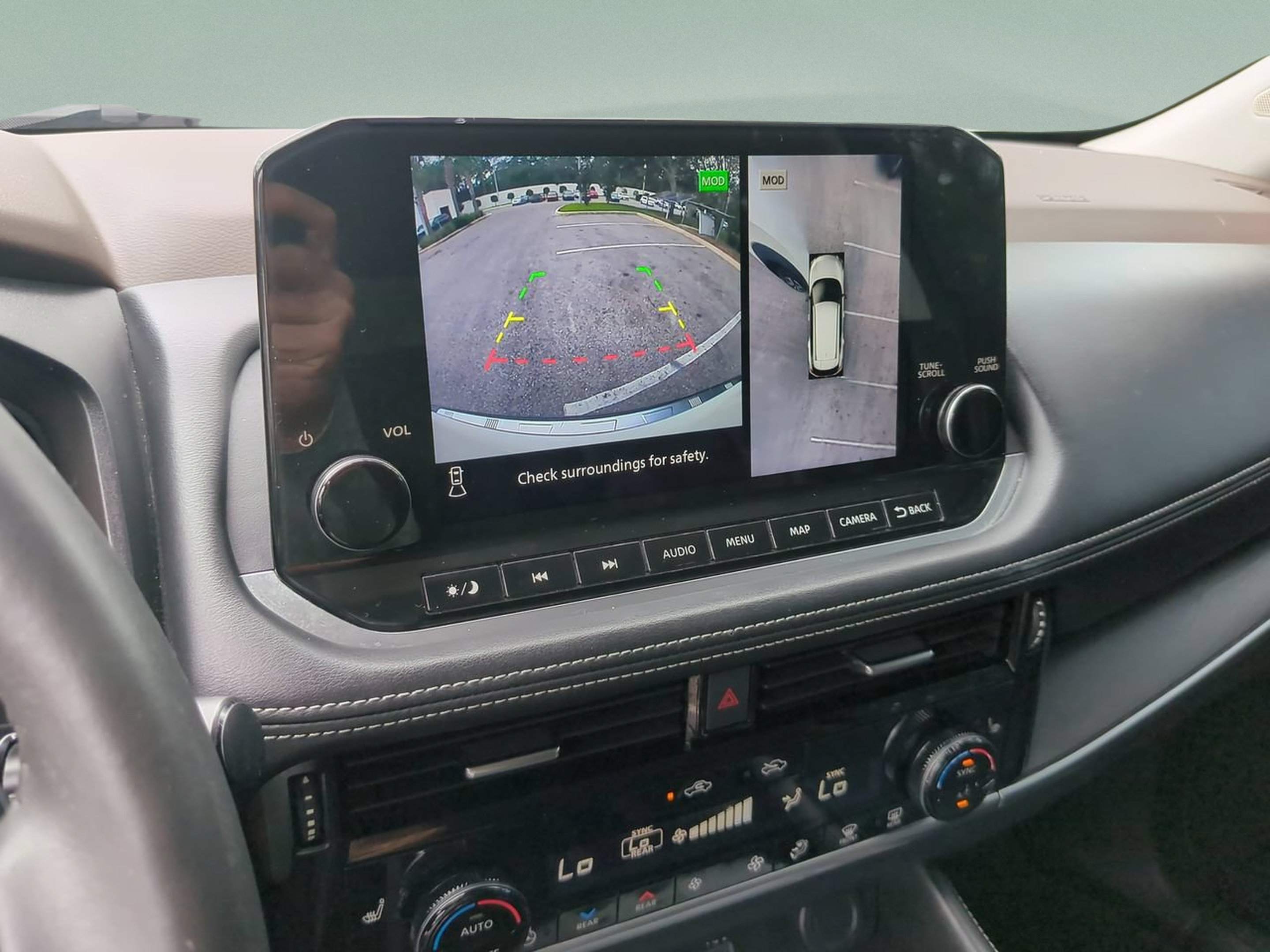 Used 2021 Nissan Rogue Platinum FWD image 25