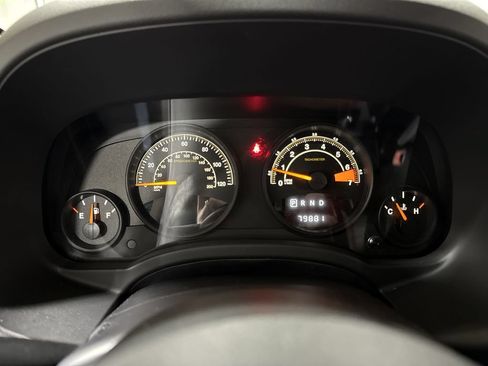 Used 2016 Jeep Patriot High Altitude AWD/4WD image 12