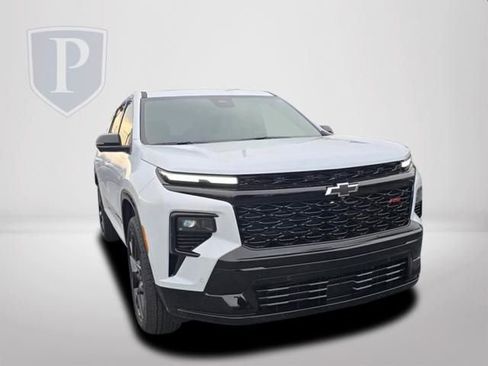 New 2026 Chevrolet Traverse RS image 13