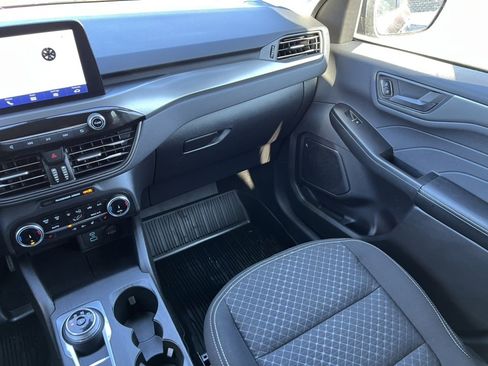 Used 2023 Ford Escape Active image 30