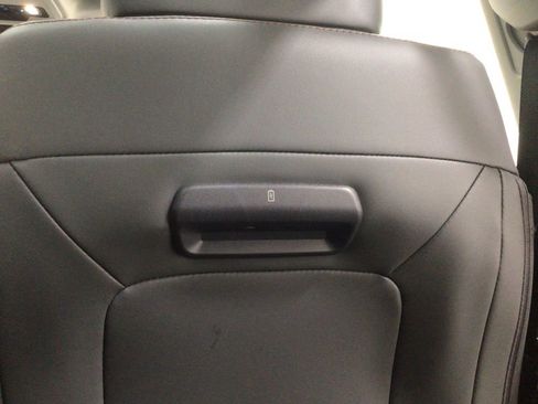 New 2025 Ford Expedition Active image 45